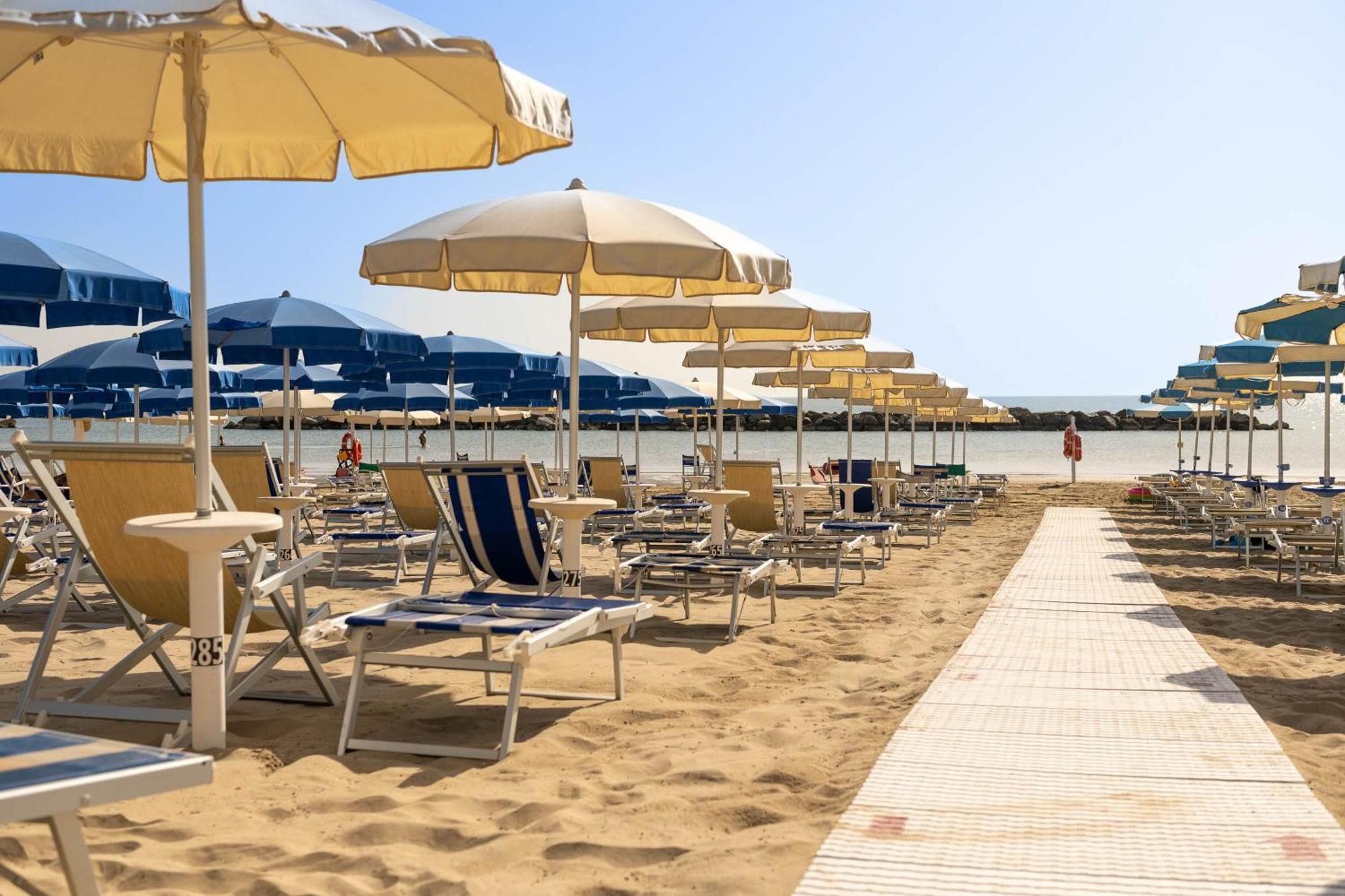 Hotel Velia Гротамаре Екстериор снимка
